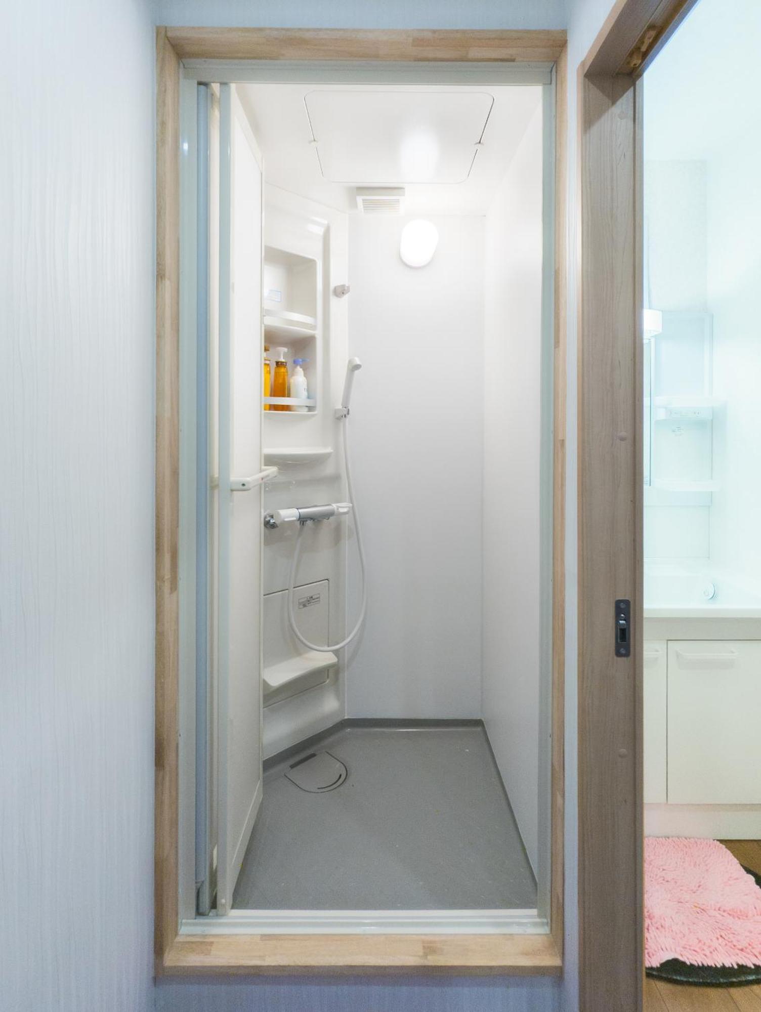 Ferienwohnung 花園町駅から1分 難波から4分 今年リフォーム済み シャワー洗面トイレ各階付き 通天閣難波天王寺大阪城近々 Wi-Fi有り 星夜屋 Exterior foto